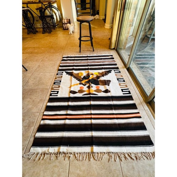 1930-40s Aztec Mexica Native Tenochtitlan Hand Woven Wool Rug 81” X 49” - Picture 5 of 6